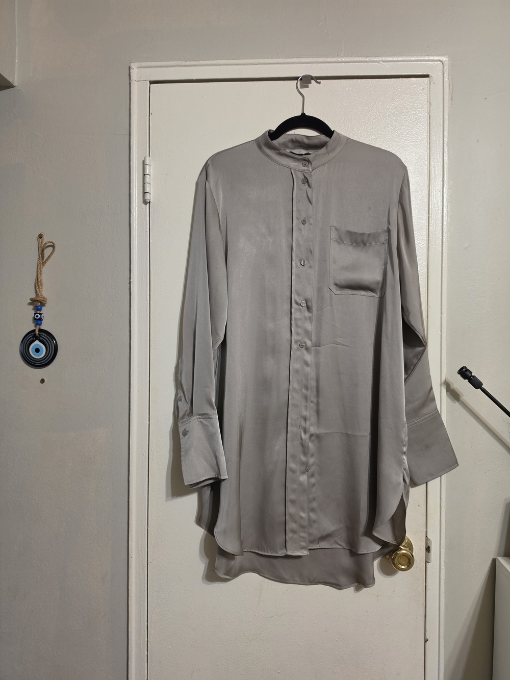 Light Gray Satan H&m Over Size Shirt Or Can Be Wear As Short Dress